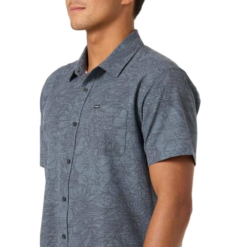 O'Neill Clothing UPF Slub Standard SS Woven Shirt in Dark Shadow-4
