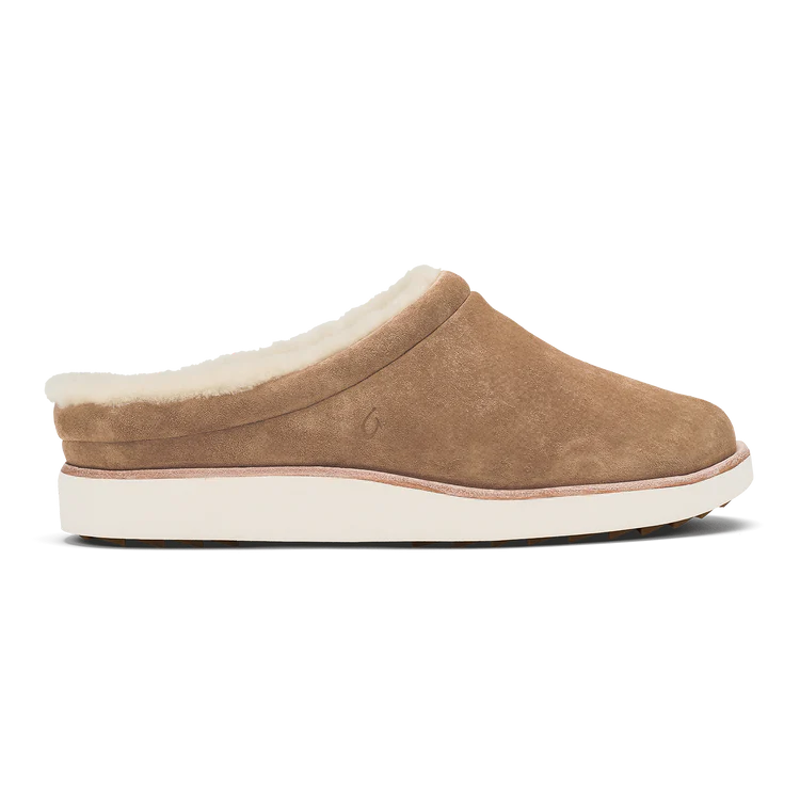 Olukai Women's Mani Mule Slipper in Tan/Golden Sand