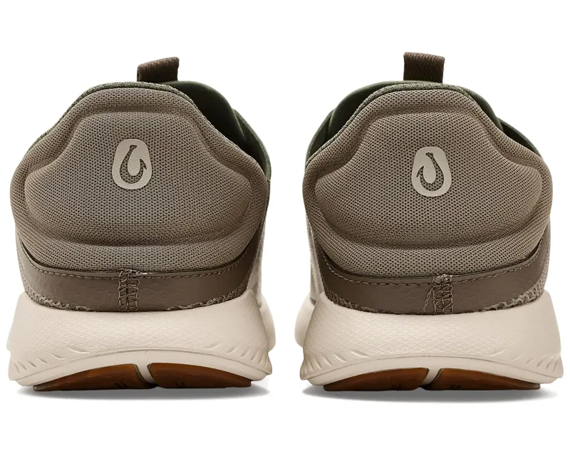 OluKai Kialoa in Clay/Mustang-3