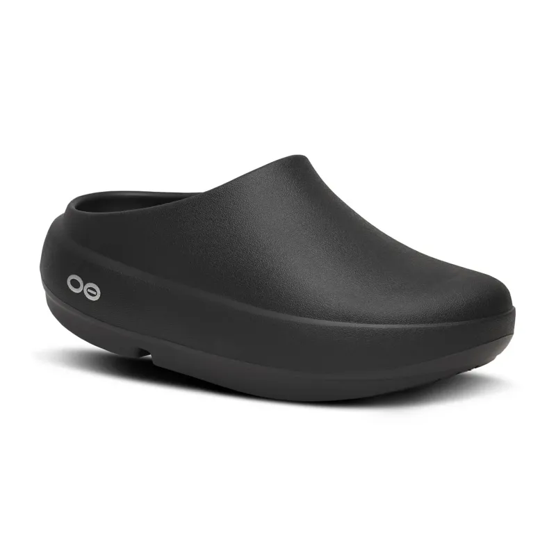 Oofos OOcloog Plus Clog in Black-1