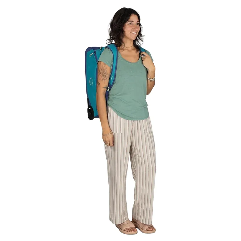 Osprey Daylite Carry On Wheeled Duffel 40 in Blue Spikemoss/Alkaline-6