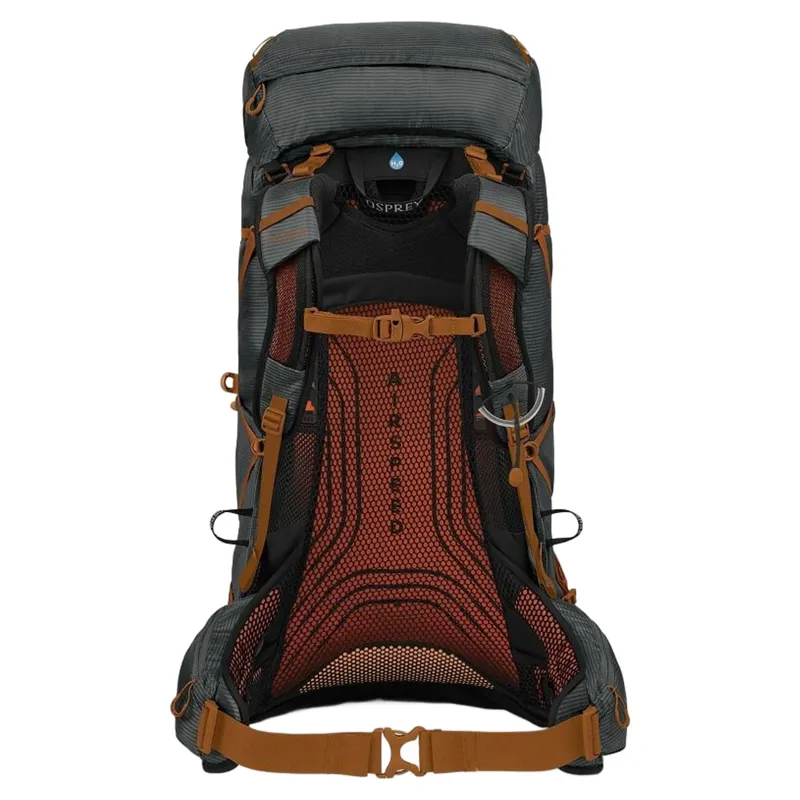 Osprey Exos 48 in Dark Charcoal-3