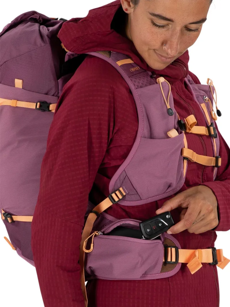 Osprey Women's Tempest Velocity 20 Backpack in Pashmina/Melon-8
