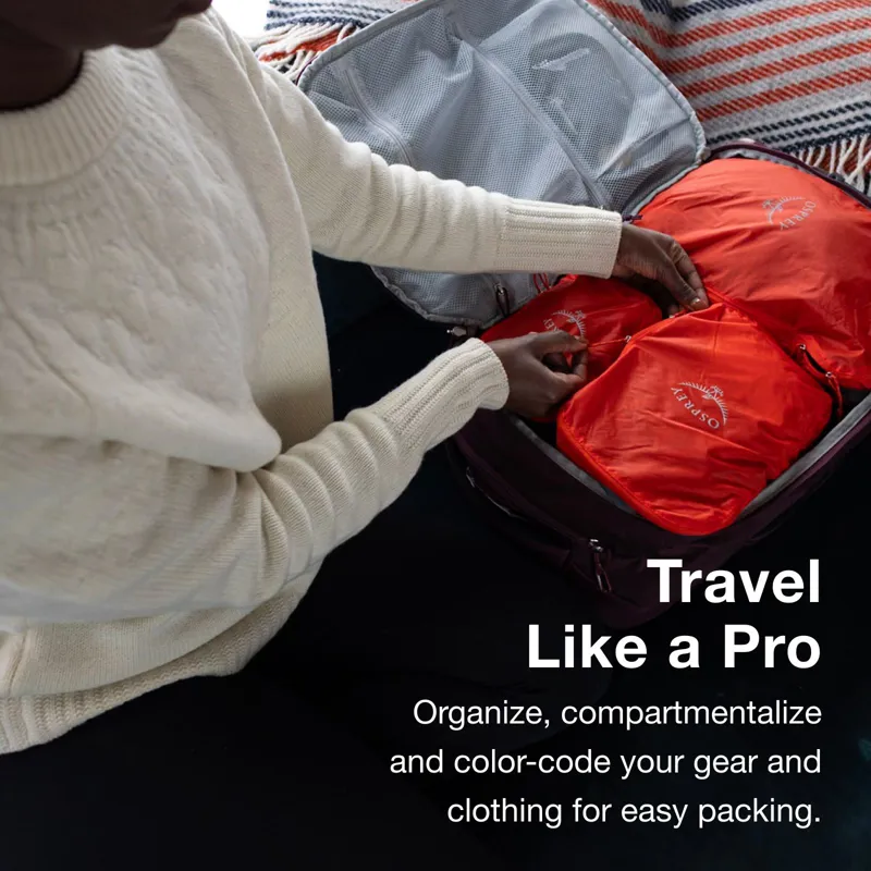 Osprey Ultralight Packing Cube Medium in Mars Orange-2