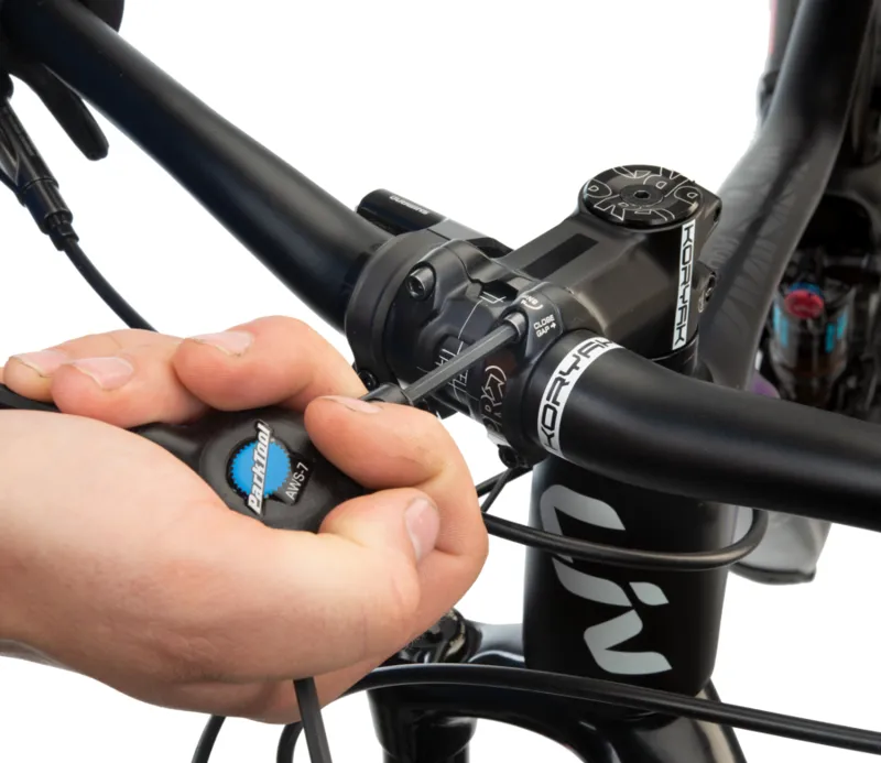 Park Tool AWS-7 Hex and Torx Compatible 3-Way Wrench 4mm/5mm/T25-4