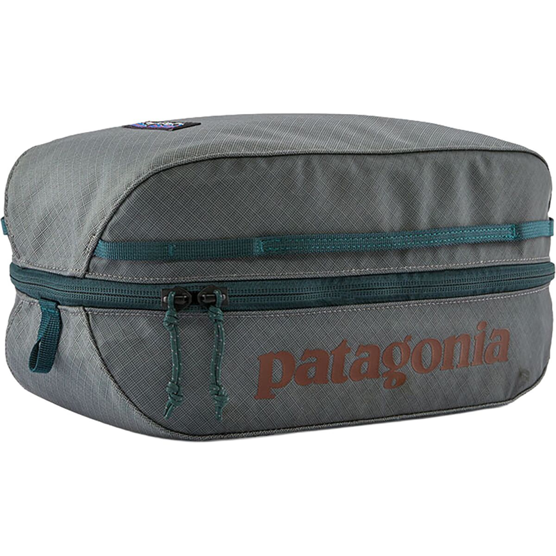 Patagonia Black Hole Cube 6L in Noble Grey
