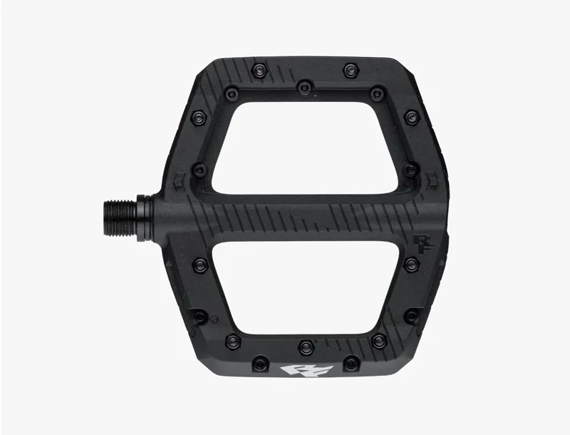 Raceface Chester Composite Pedal Set Large in Black