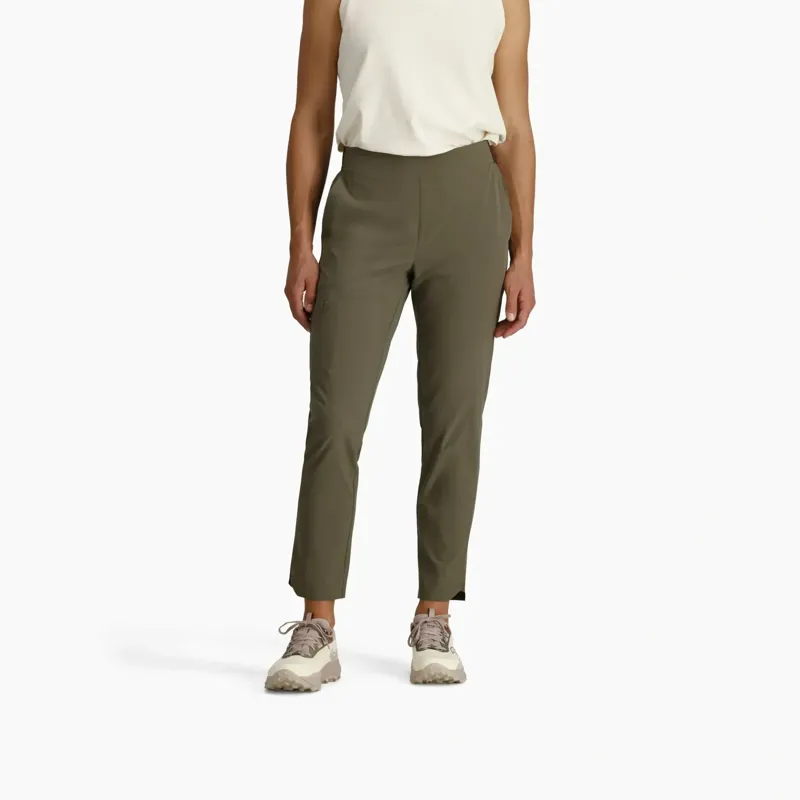 Royal Robbins Women's Spotless Evolution Pant in Everglade-2