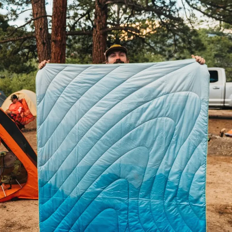 Rumpl Original Puffy Blanket 1P in Blue Ridge Fade-6