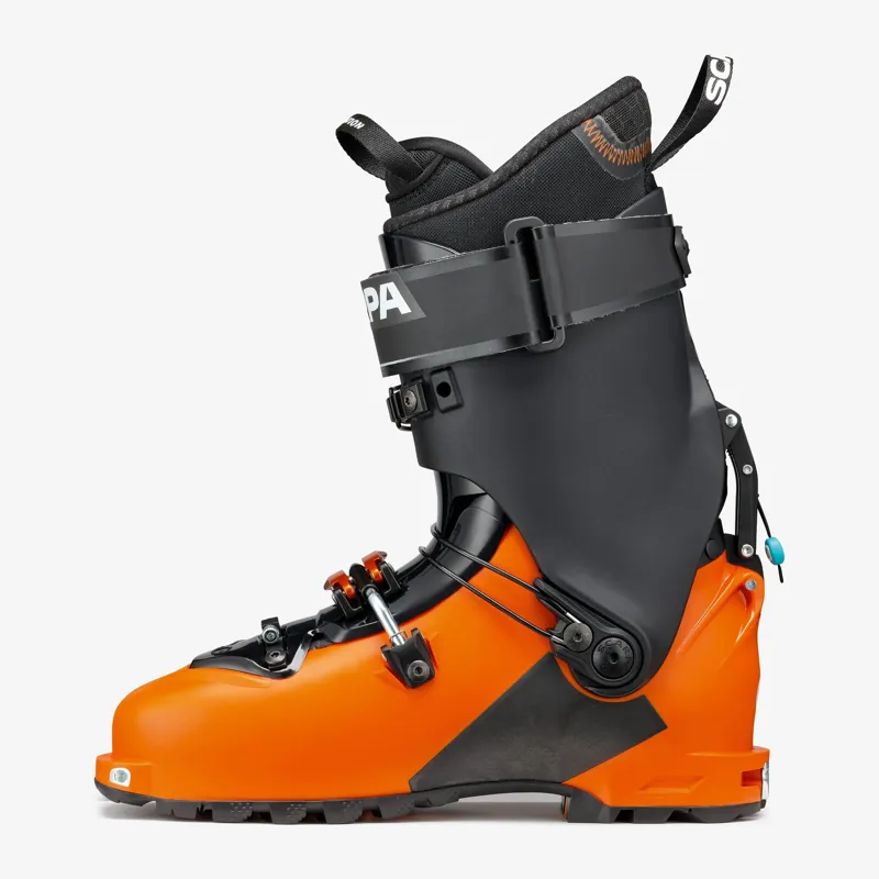 Scarpa Maestrale Boot in Orange/Black-2