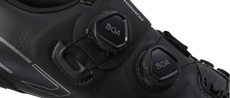 Shimano RC702 Road Shoe Wide in Black-5