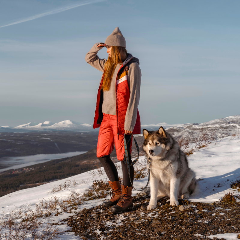 Skhoop Of Scandinavia Women's Paige Vest in Red Granite-2