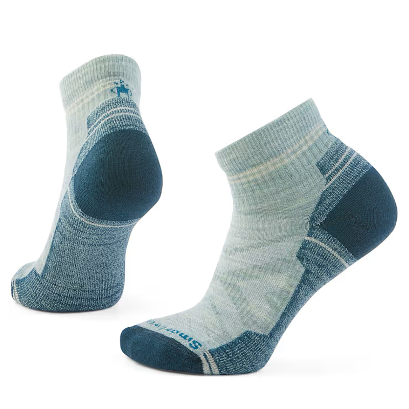 Smartwool Women's Hike Ankle Socks in Frosty Green