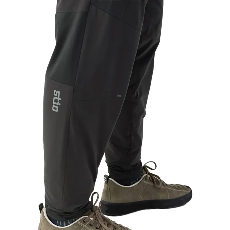 Stio Fernos Insulated Pant in Abyss-3