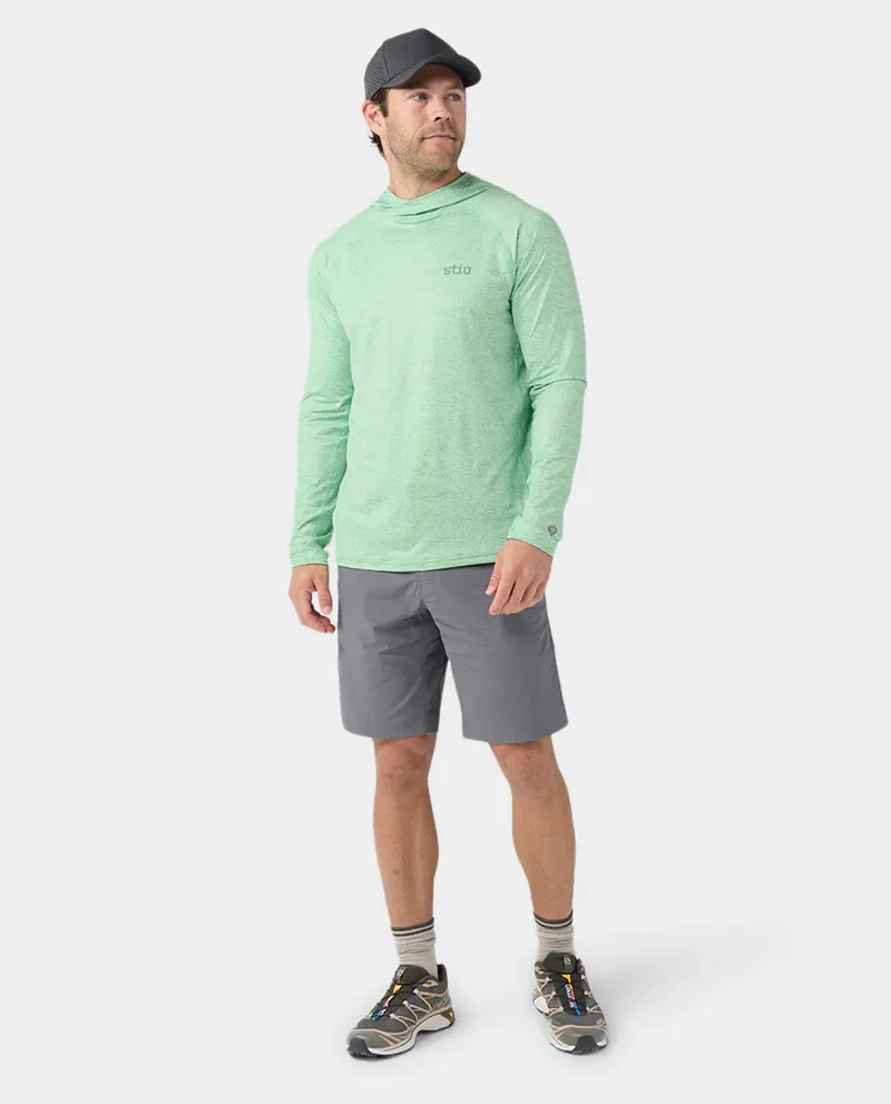 Stio Hylas Hooded Pullover in Picnic Clouds-3