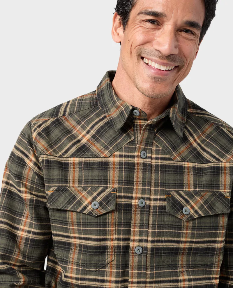 Stio Junction Midweight Flannel Shirt in Deep Shade Plaid-2