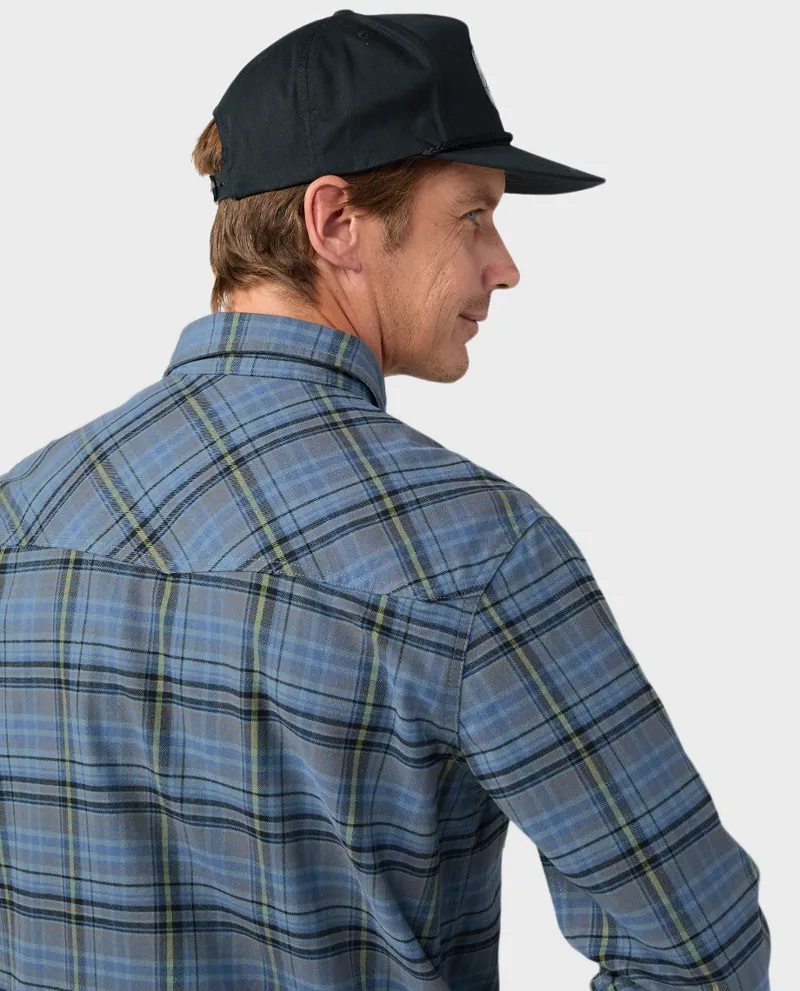 Stio Junction Midweight Flannel Shirt in Stormy Weather Plaid-2