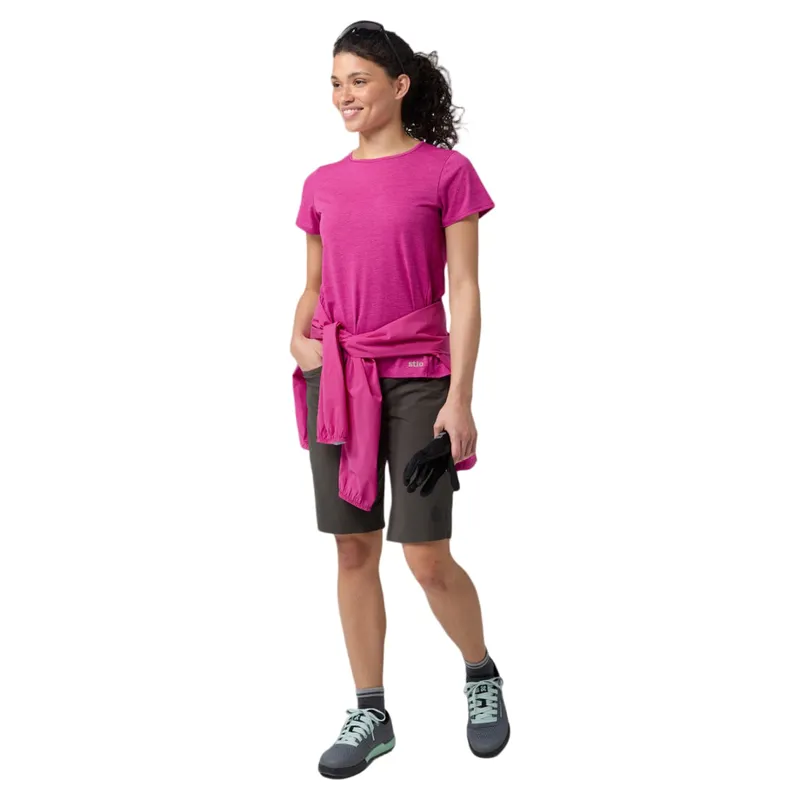 Stio Women's Lucent Tee SS in Bold Bloom Heather-2