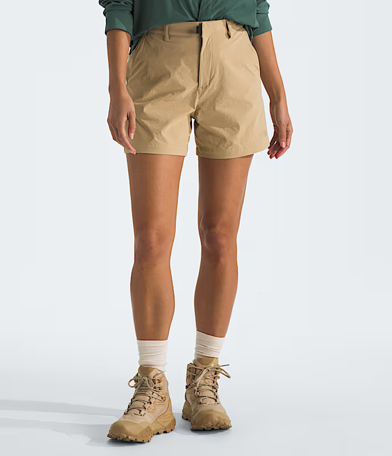 The North Face Women's Basin Short 5 inches in Khaki Stone