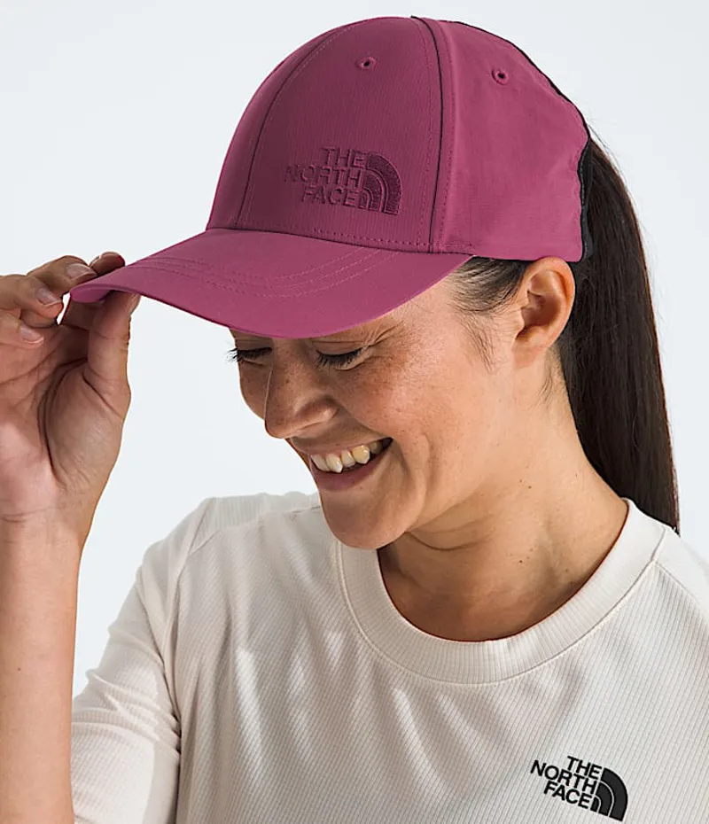 The North Face Women's Horizon Hat in Cyber Berry and Boysenberry-2