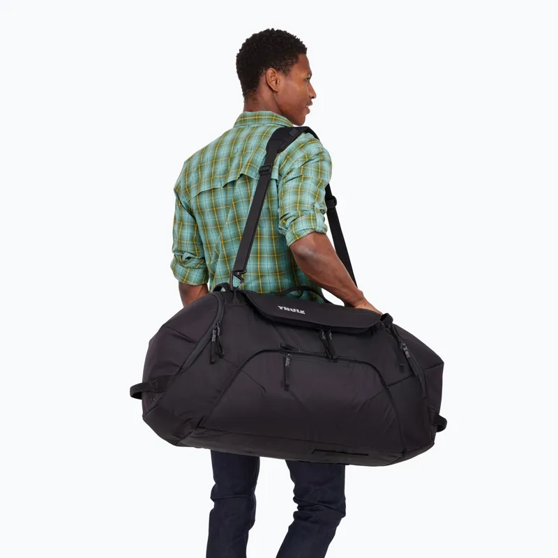 Thule RoundTrip Ski Boot Duffel 80L in Black-7