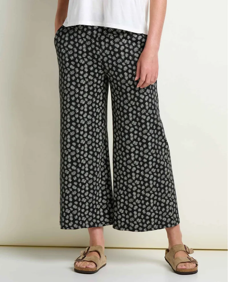 Toad and Co. Women's Chaka Wide Leg Crop Pant in Black and Salt Print