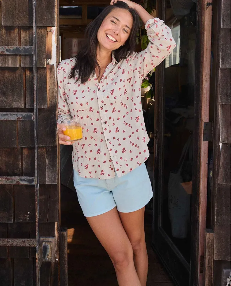 Toad and Co. Women's Tamarack Short in Skyway-3