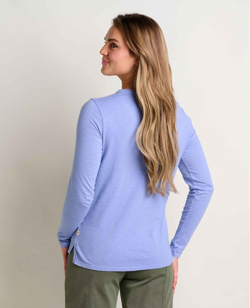 Toad and Co Women's Primo LS Crew in Rain-1
