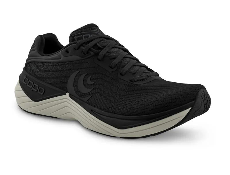 Topo Athletic Ultrafly 5 in Black/Charcoal-1