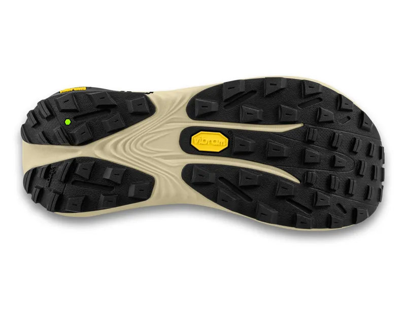 Topo Athletic Vista in Black/Lime-4