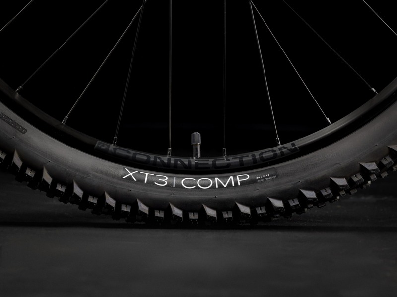 Trek Marlin 5 Gen 3 in Purple Flip to Trek Black Fade-7