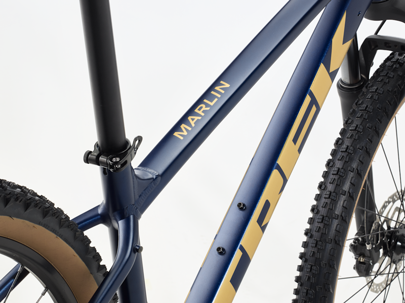 Trek Marlin 5 Gen 3 in Mulsanne Blue-4