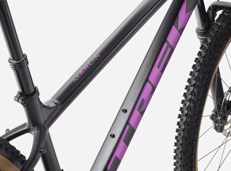 Trek Marlin 7 Gen 3 Mountain Bike in Matte Dark Web/Clear Gloss-4