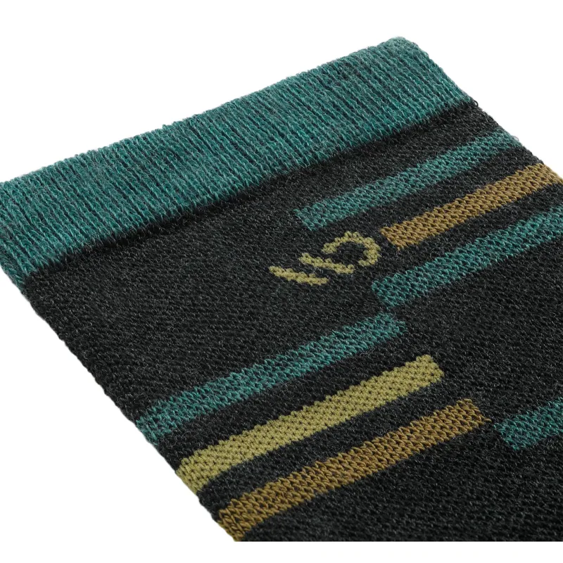 Wide Open Crossroad Crew Midweight Cushion Socks in Charcoal-1