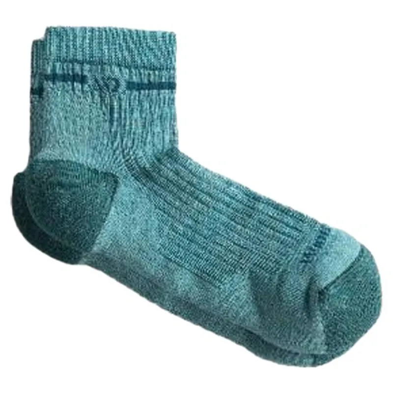 Wide Open Women's Single Stripe Quarter Socks in Light Teal